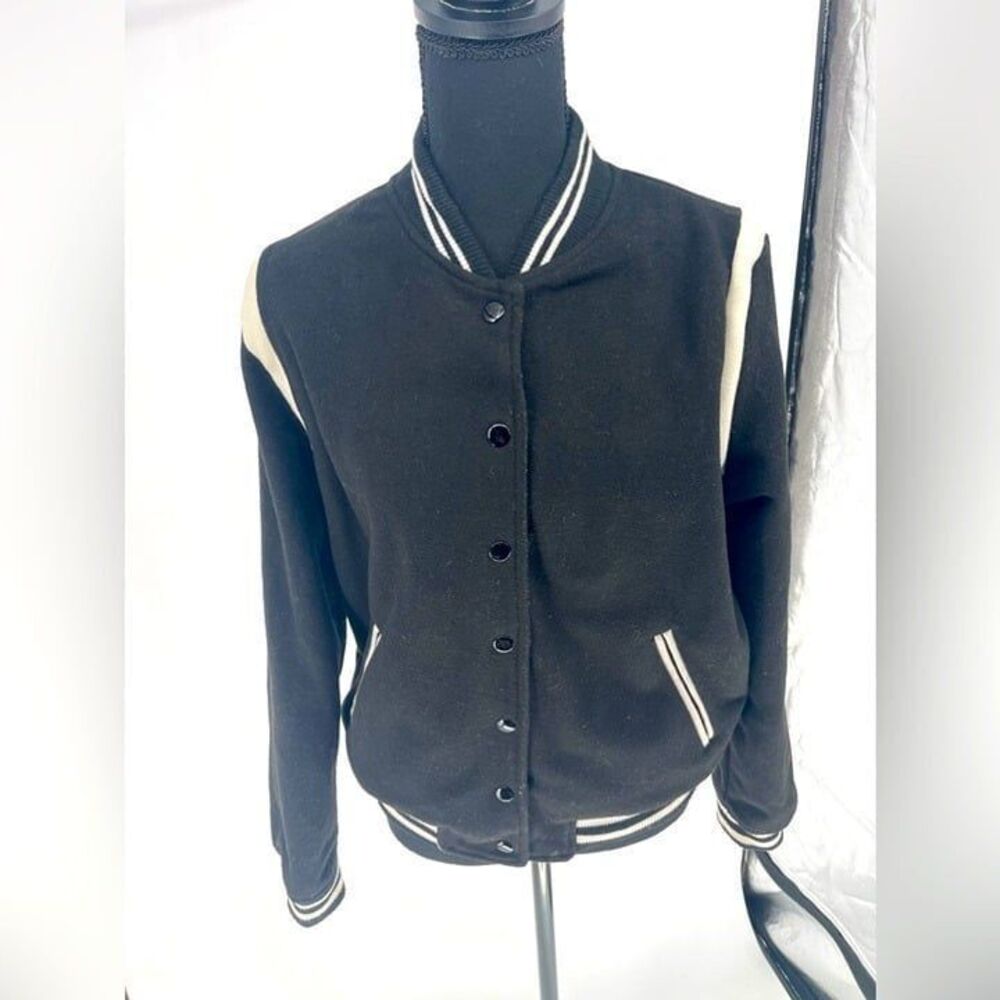 New look‎ women's black and white sports jacket size large